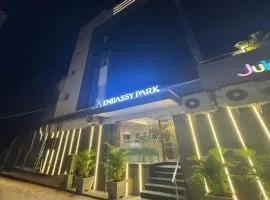 EMBASSY PARK - Near US consulate, Apollo hospital, Sankaranethralaya