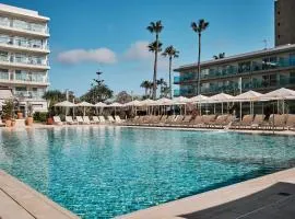 Helios Mallorca Hotel & Apartments、カン・パスティーリャのビーチ周辺のバケーションレンタル