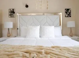 Barefoot Bliss Short Term Rental with pool in Colbeck Manor