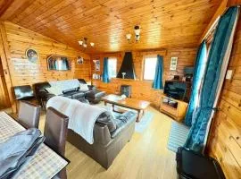 Wide Water Lodge, Pet Friendly, Hoburne passes included