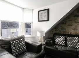 Castle Street Apartments - Luxury Kilchattan Apartment