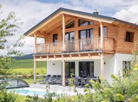 Luxalps- Chalets Inzell- Sauna- Skifahren- Wandern- Natur- Chiemgau Card - Chalet No 8 & 16 mit Hot Pot, Hotel in Inzell