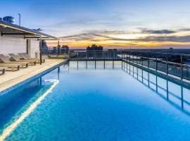 Skypool REAL HOPE Condo - Apartments FREE Laundry