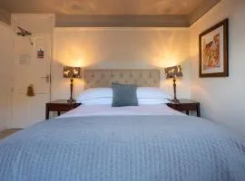 The Royal Oak Inn
