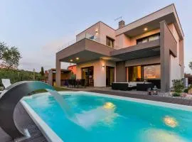 Villa Primavera for 8 people in Buje with private pool & pet friendly