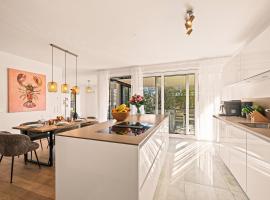STAYS Werft - Luxus in erster Seereihe, hotel v destinaci Kressbronn am Bodensee
