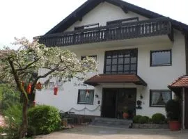 Amstadt's Birkenfels