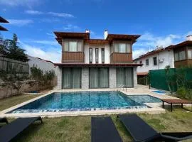 Derya Beach Agullu Villa