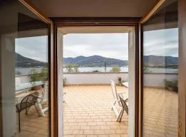 Terrazzo sul lago
