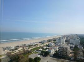 CV011 - Milano Marittima, trilocale fronte mare con vista esclusiva, hotel v destinaci Milano Marittima