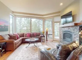 Ponderosa Views & Seclusion in Century West