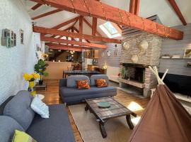 Cosy Eglantine- T3 - Hyper centre & spacieux, hotel in Pau