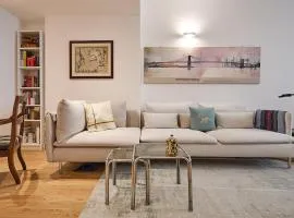 Bright Luxury Apartment