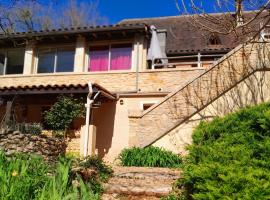 La Caverne du Buisson, Hotel in Truffe