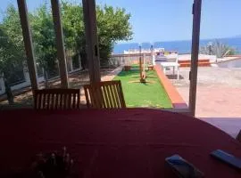 Casa Vista Mare con Giardino