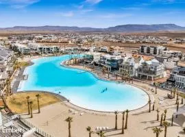 Sunset Pearl at Desert Color (by Ember Stays)