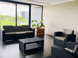 Luxurious Marinabay flat