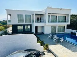 Anandam Villa