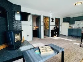 Cozy Mountain View Condo at Powderhorn Mountain
