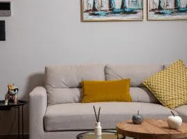 Glyfada Luxury Suite