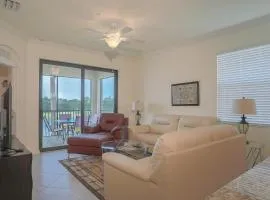 Chic 3 BR condo With Golf Course Views - Heavenly Daze