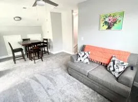 Blue Pearl Luxury Beach home 3 BR 5 beds, pets OK