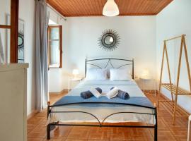 Dina studio, hotel in Lákka