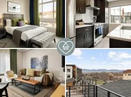 Modern Getaway - Rooftop Mtn Views - Near Regis