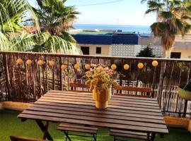 Apartamento segunda línea piscina frente al mar, hotel a Miramar