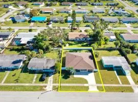 Spacious home with large yard - Perfect for families