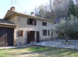 Mas provencal traditionnel