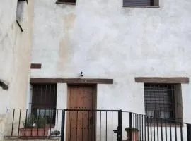 Casa Cantara, 1-Patio 2-Moreria 3-Atico