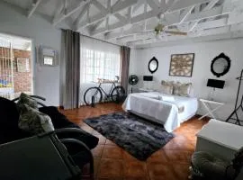 Zhantique Guest House 1- Unit 4