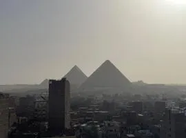 Pyramids hotel