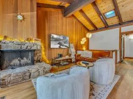 Chinquapin Condo Retreat - Walk to the Lake