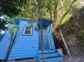 Charming Studio Cabin under Oak tree 2 mins walk to Magazine quiet neighborhood, hotel a New Orleans