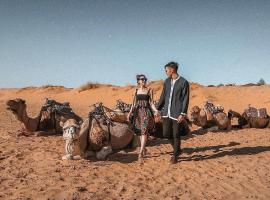 Outdoor luxury camp, hotel v destinaci Merzouga
