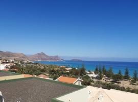 Sea & Sand Guest House, hotel v destinaci Porto Santo