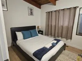 P&N Suites - Queen Room- DUBAI