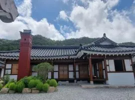Museon Hanok Stay Jebi