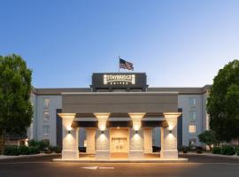 Staybridge Suites Rehoboth Beach by IHG, отель в городе Льюис