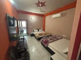 Hotel Chandar Palace - Near Khatu Shyam Ji Temple