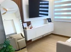 The Hive Staycation - SMDC Hope Residences