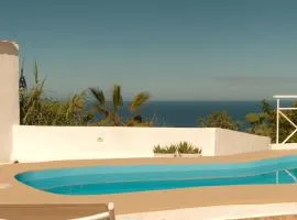 Casa Cactus - heated pool and only 5 boutique apartments
