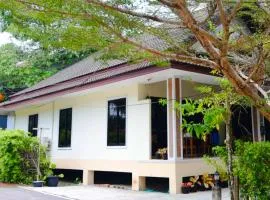 Baan Peaceful Villa 1, Ao Nang