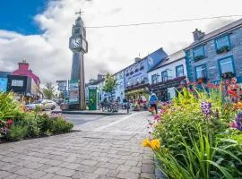 Top Of The Town Westport