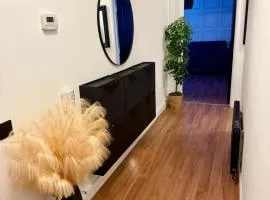 2 Bedroom Apartment near Glasgow City Centre, Celtic Park and Emirates Arena