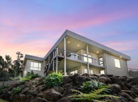 Serene Luxury Retreat on Malua Bay, hotel in Malua Bay