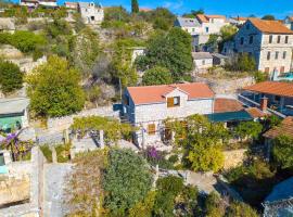 Villa Mary, Hotel in Ložišće