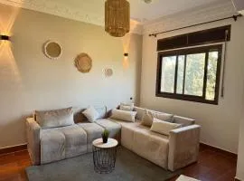 Apartment 3 min walking Airport sania Ramel